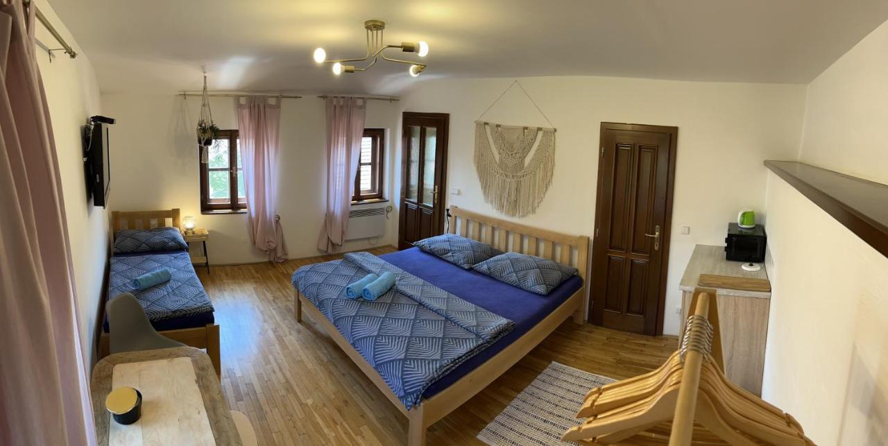 New Fajka Hotel Mikulov Bagian luar foto